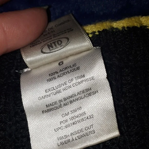 DC Comics~2 Sweaters - Picture 11 of 12